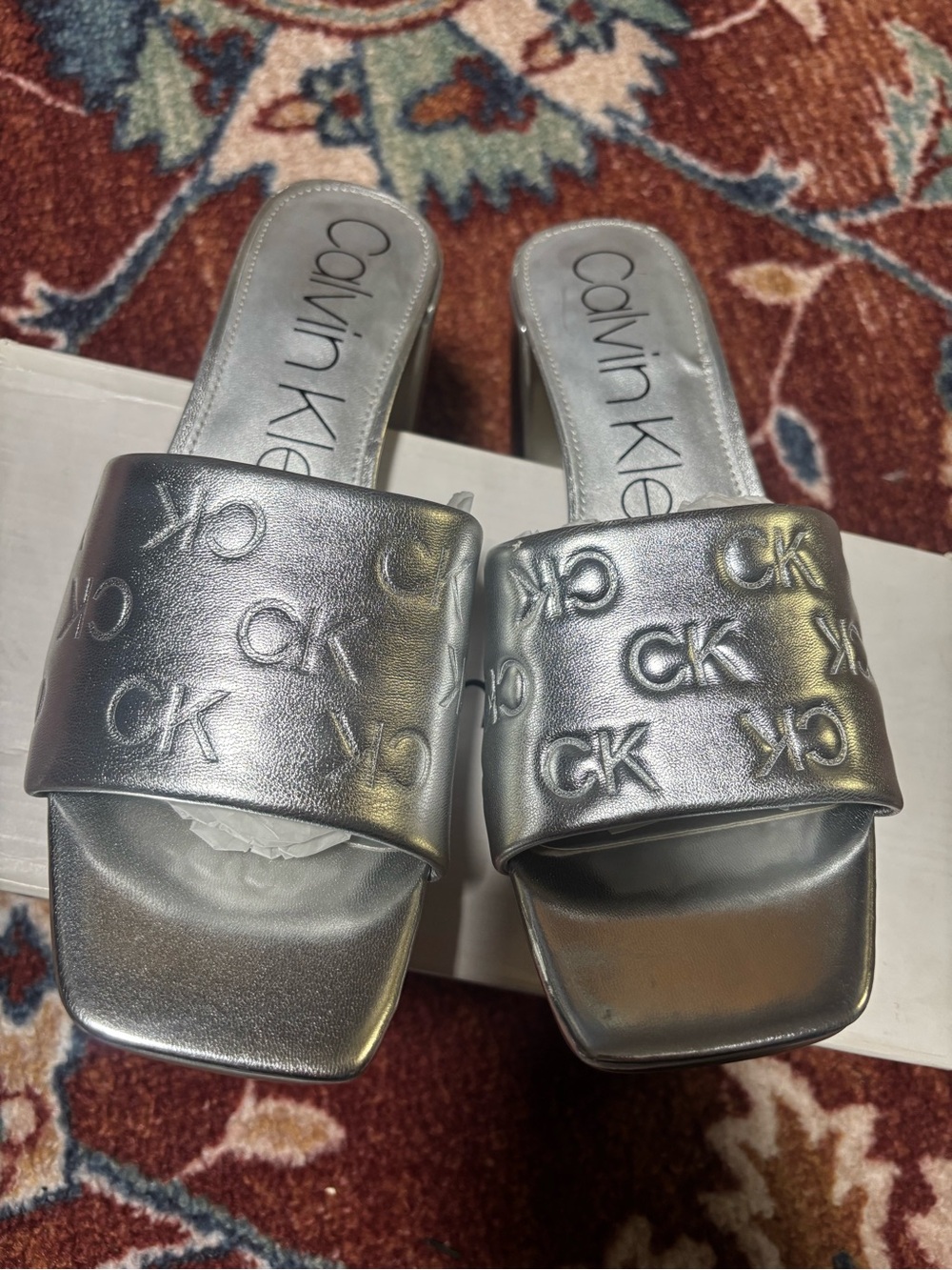 CALVIN KLEIN Womens Silver Logo Cushioned Elora Square Toe Block Heel Slip on